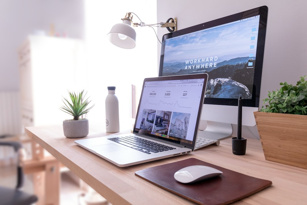 Karyawan AI untuk UMKM: Cara Memulai Asisten Virtual yang Membantu Pekerjaan Harian