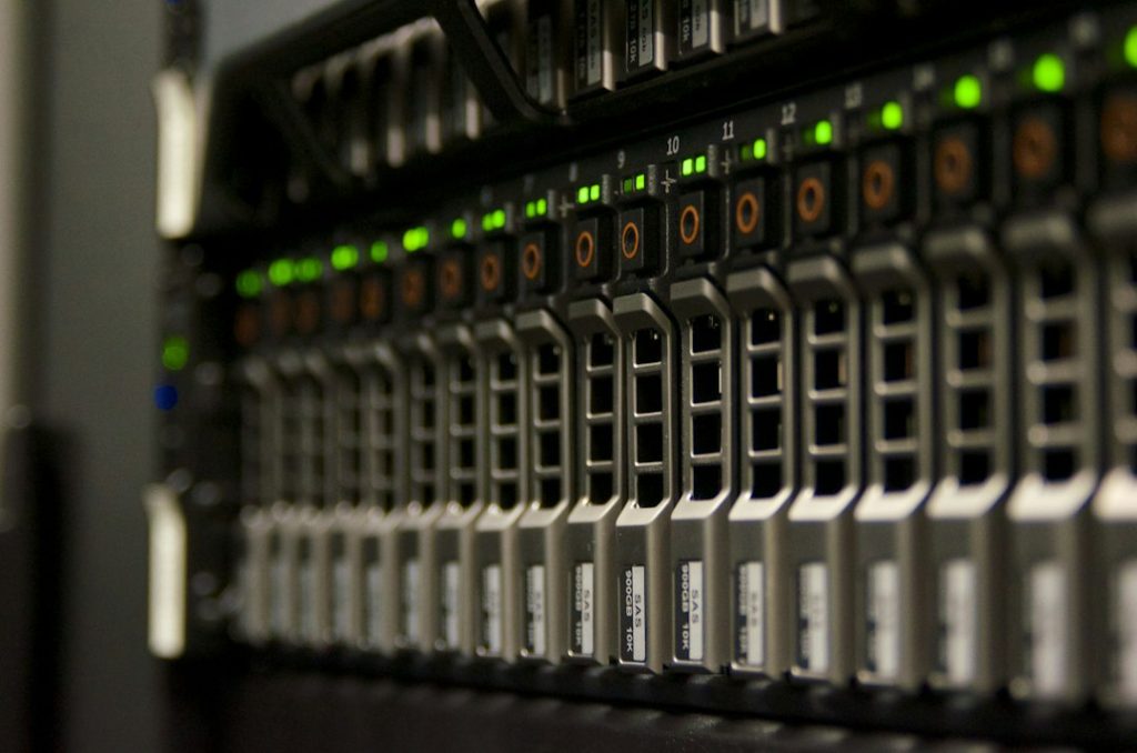 CPU RAM dan storage VPS